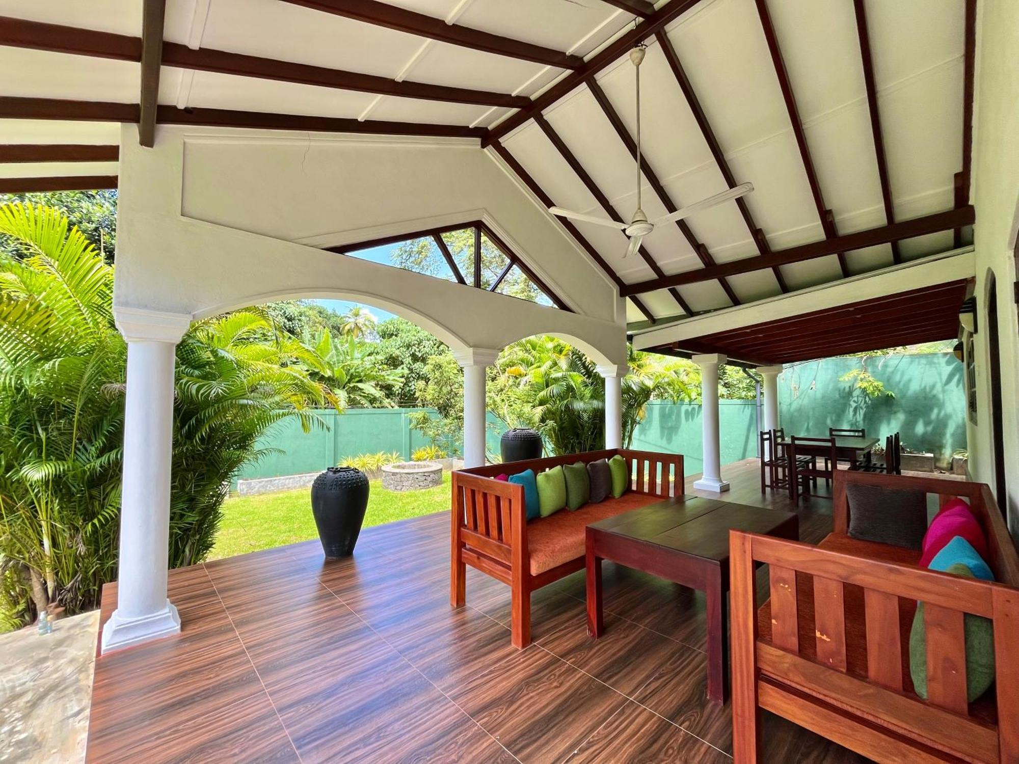 Garden Haven Hikkaduwa Villa Exterior photo